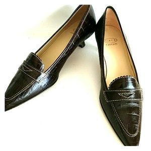 Joan & David alligator pattern pumps